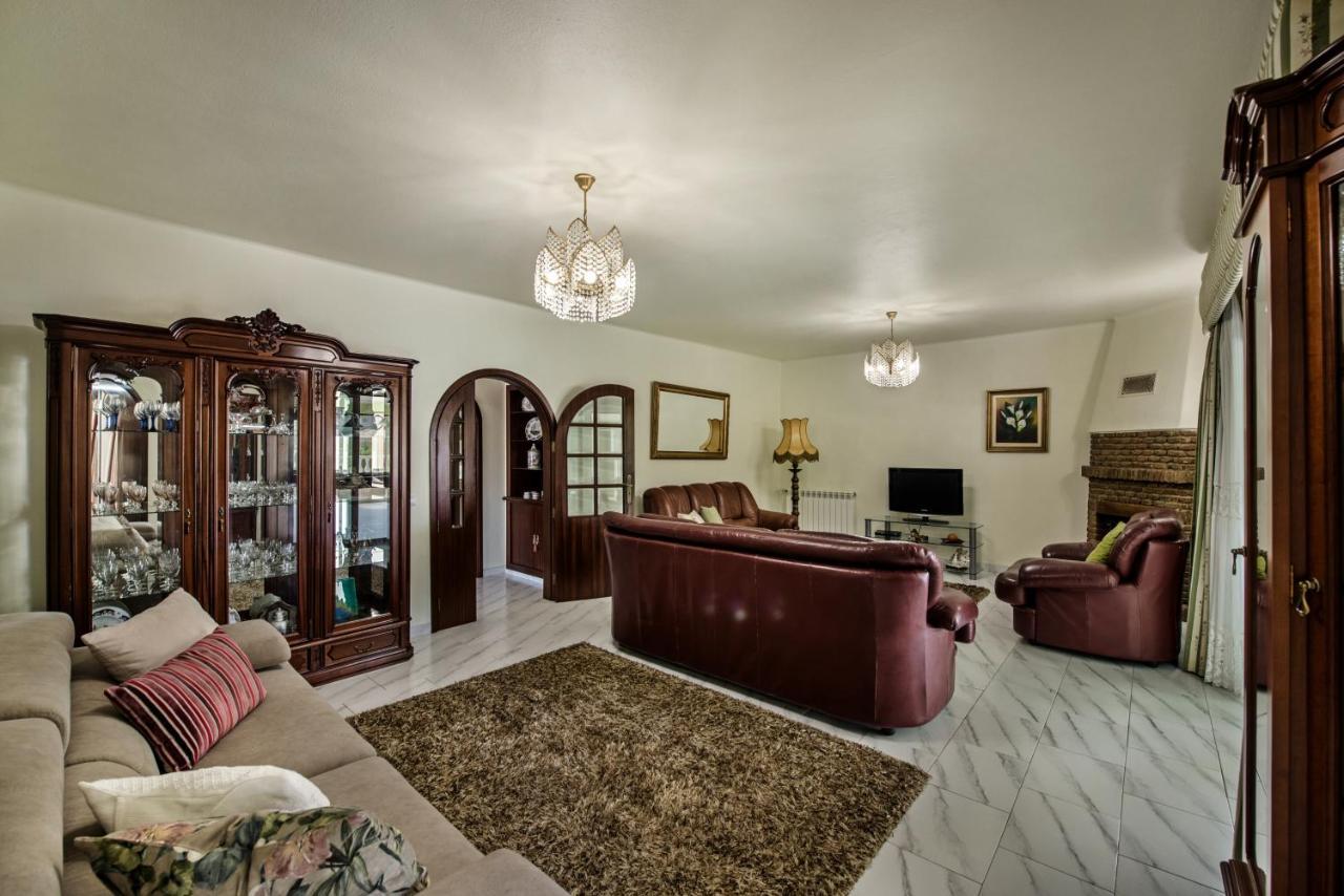 Villa Miguel *